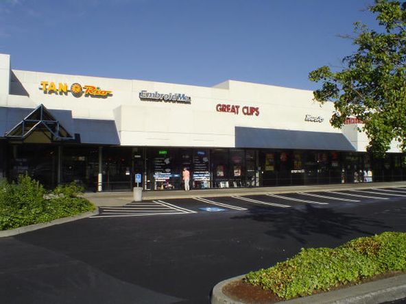 Clackamas Promenade: 8974 SE Sunnyside Rd, Clackamas, OR 97015